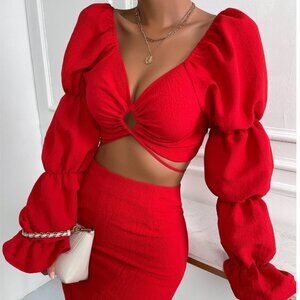 NWOT Women's Tie Back Puff Long Sleeve Sweetheart Neck Crop Top Red Size S